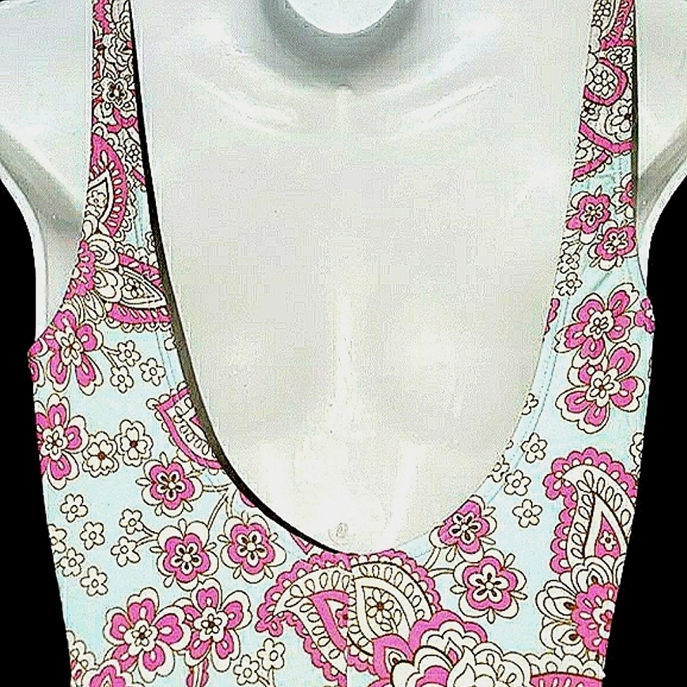 Classy Pastel paisley print one piece bathing suit - Picture 6 of 7